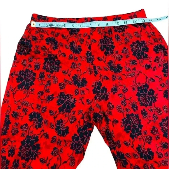 Charmour, Floral Red & Black Pajama Set - Cozy Comfort, Small 🌙 - Picture 9 of 11